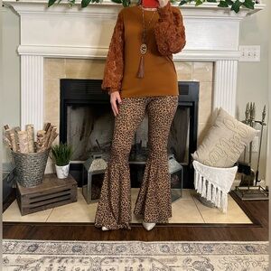 NWT Zara Leopard Flare Pants